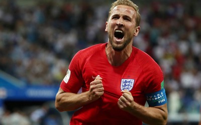 冠军体育精华-伊萨克补射空门机敏十足